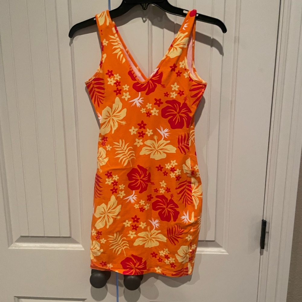 Wild fable size small mini dress Hawaiian print in orange red yellow